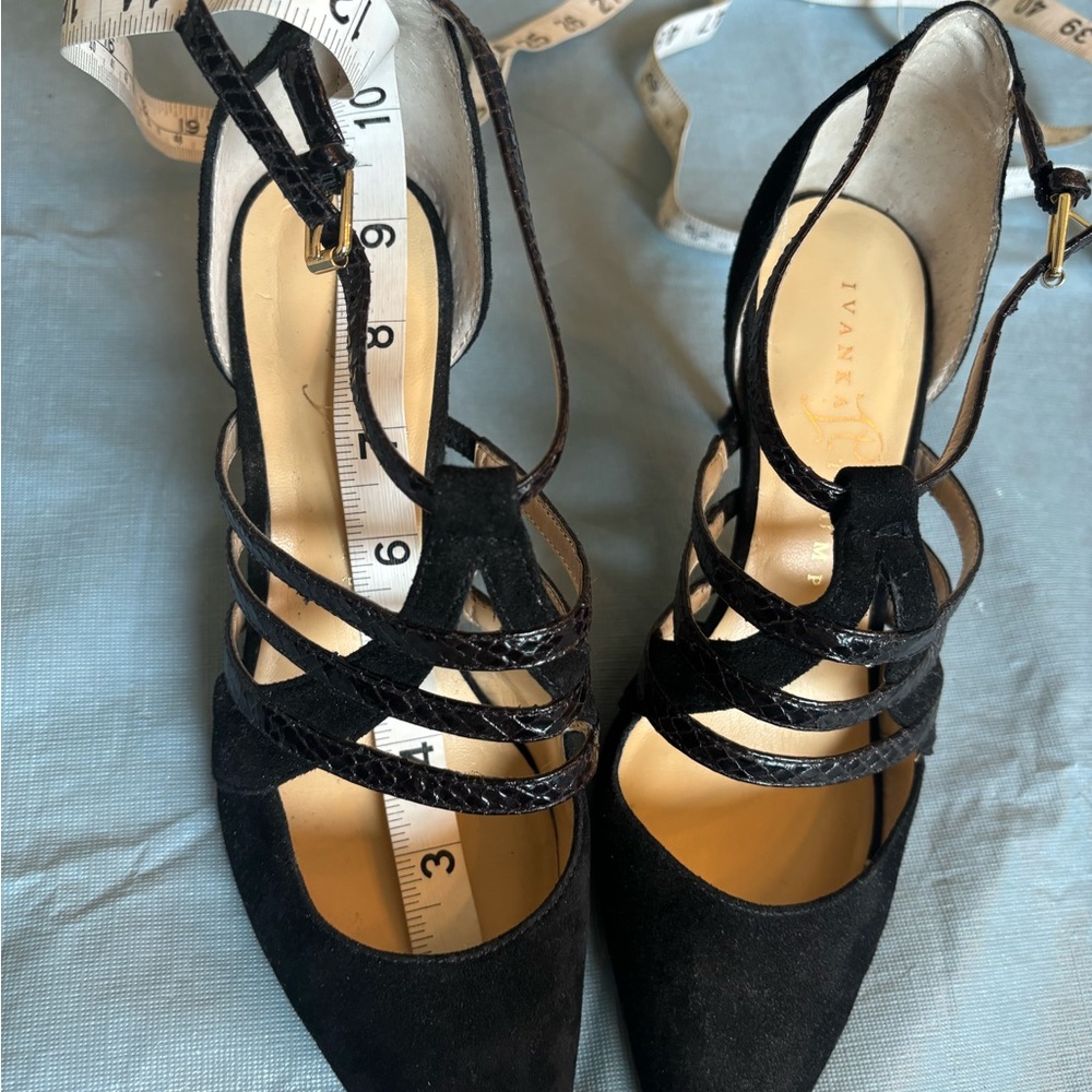 IVANKA TRUMP BLACK HIGH HEEL SHOES - 6M - Picture 9 of 9